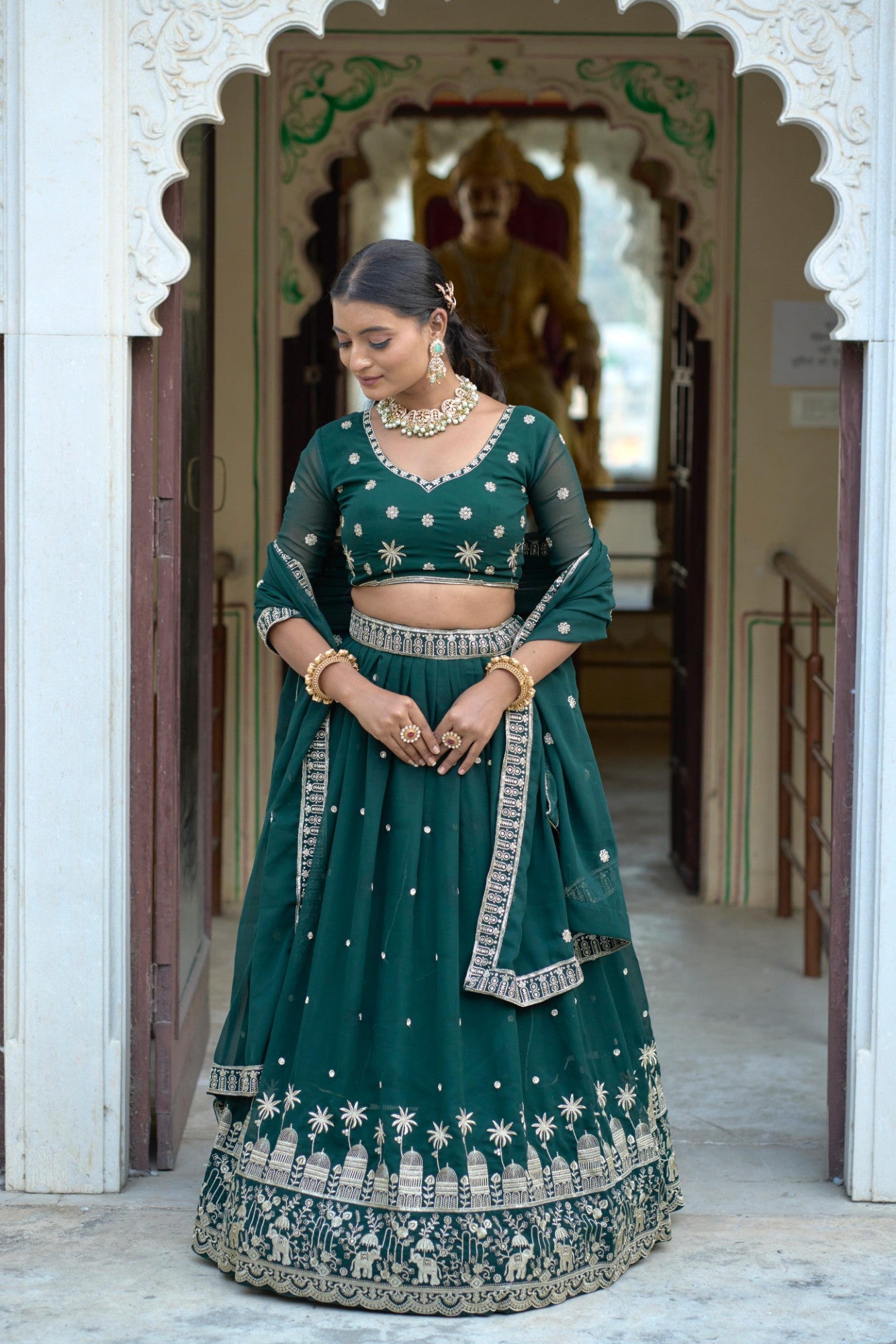 Elegant Embroidered Georgette Lehenga Set with Dupatta