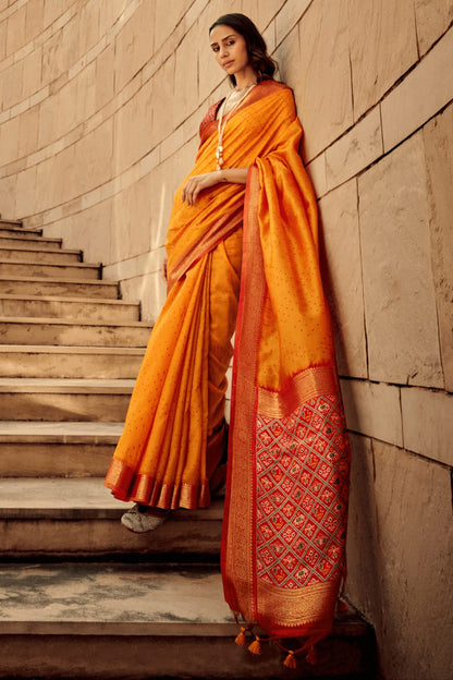 Soft Khadi Raw Silk Bandhani Weaving Saree with Patola Pallu & Contrast Blouse